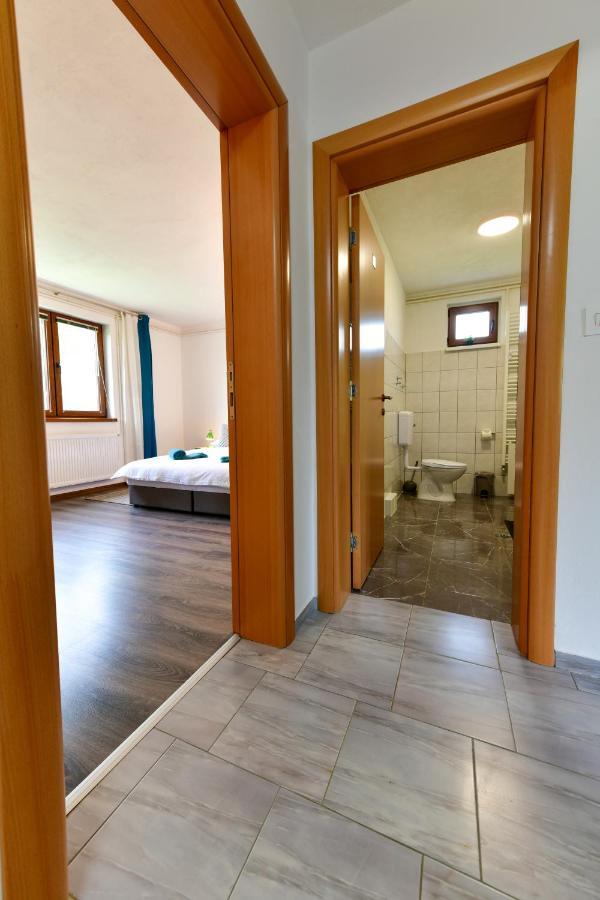 Apartman Plum Plitvice Drežnik Grad Exterior foto