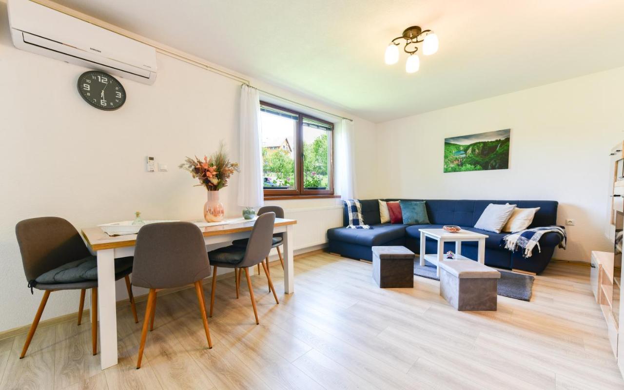 Apartman Plum Plitvice Drežnik Grad Exterior foto